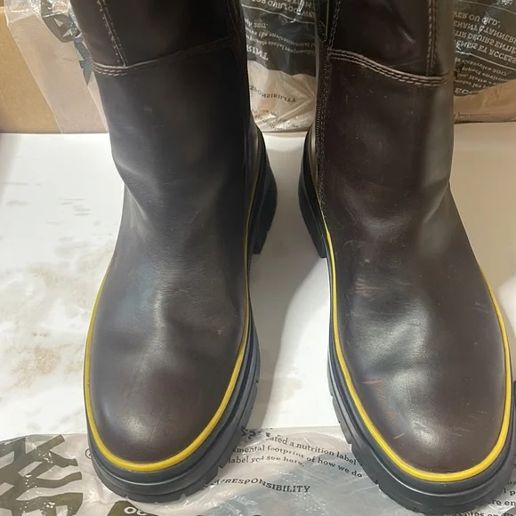 New Timberland Women's Waterproof Tall  Boots Brown yellow trim NEW IN BOX - Picture 5 of 8